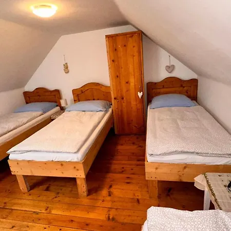 بيت للعطل Chaloupka Na Zelnicach *