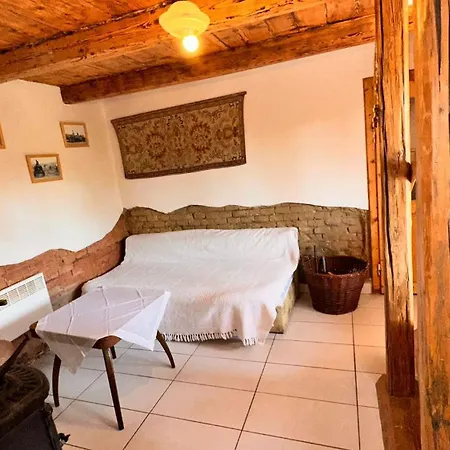 بيت للعطل Chaloupka Na Zelnicach